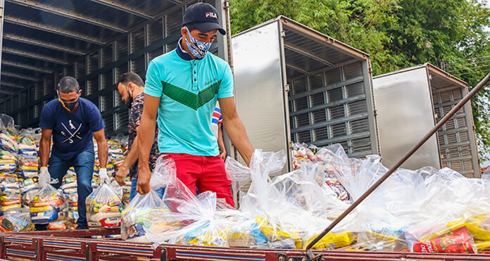 Recursos para as cestas básicas e frangos congelados entregues são oriundos do Fecoep