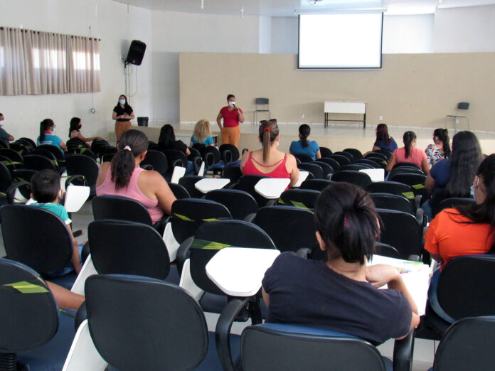 Para o retorno das aulas presenciais, a Rede Municipal de Ensino intensificou as medidas sanitárias adotadas contra a disseminação do novo Coronavírus e suas variantes no ambiente escolar